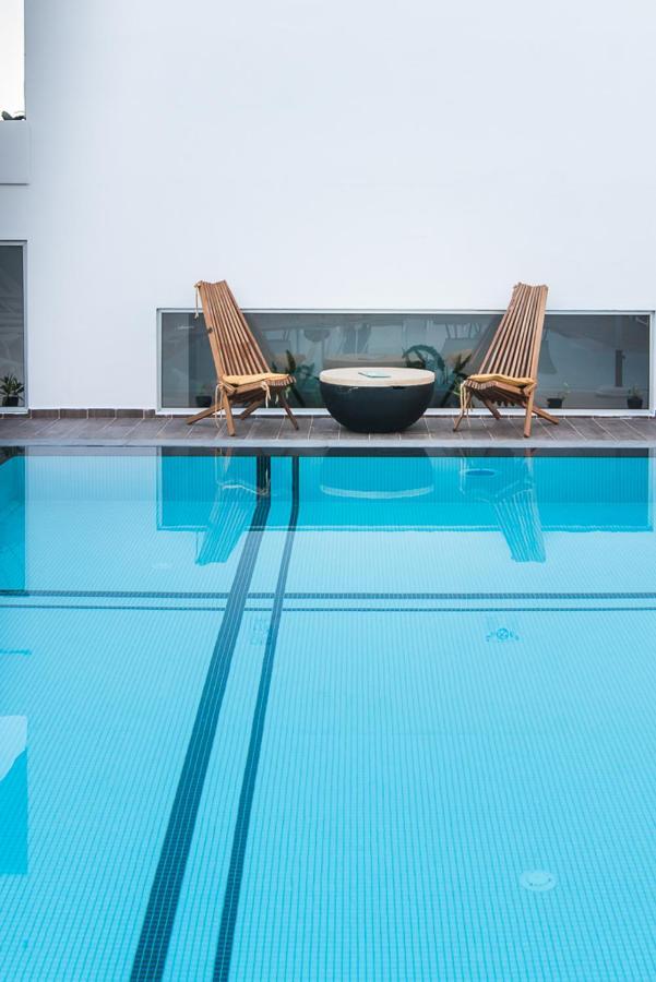 خيرسونِسوس Kahlua Sea View Suites المظهر الخارجي الصورة